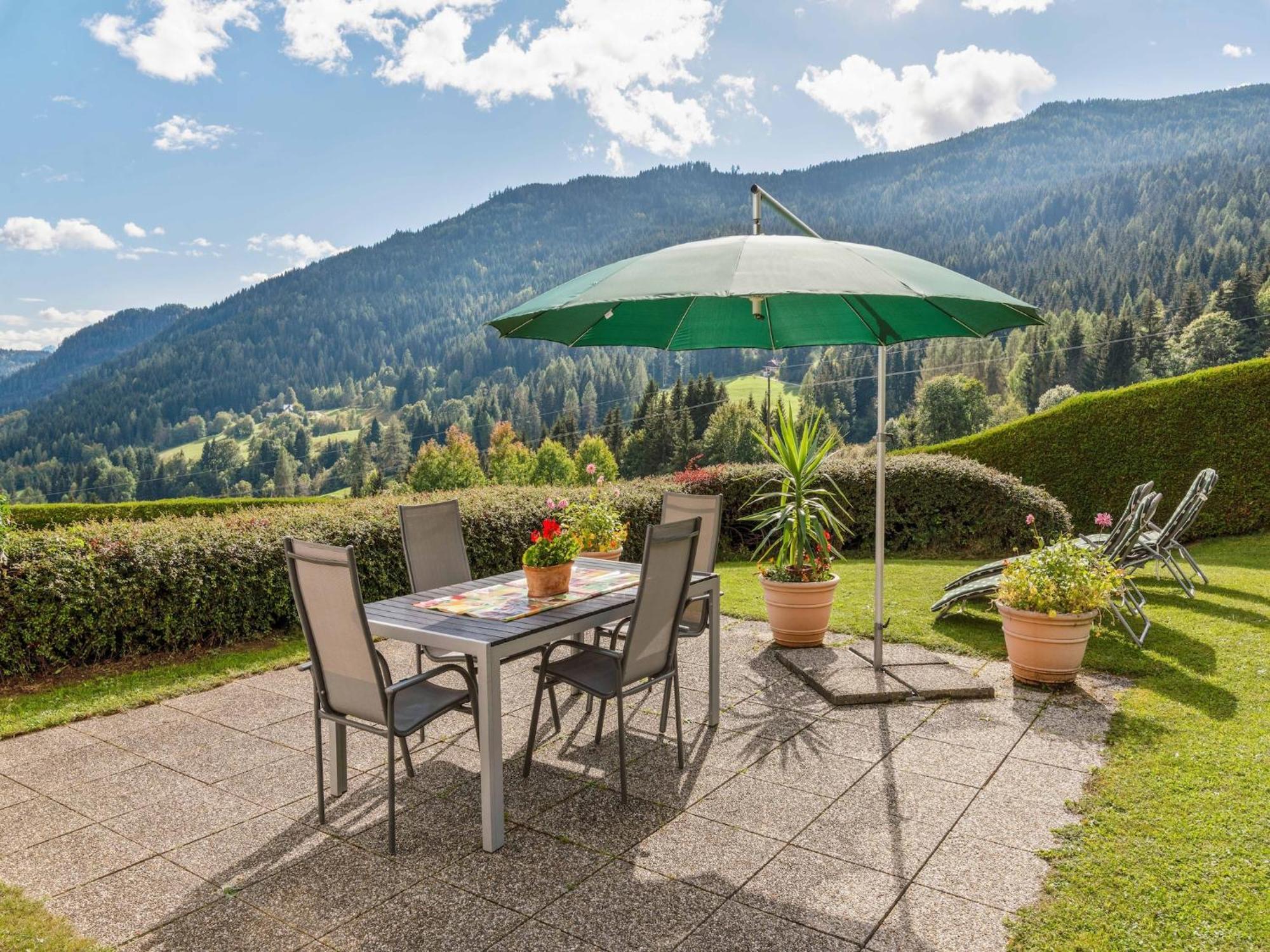Cozy Apartment In Afritz Am See Near Gerlitzen Ski Area Exterior photo