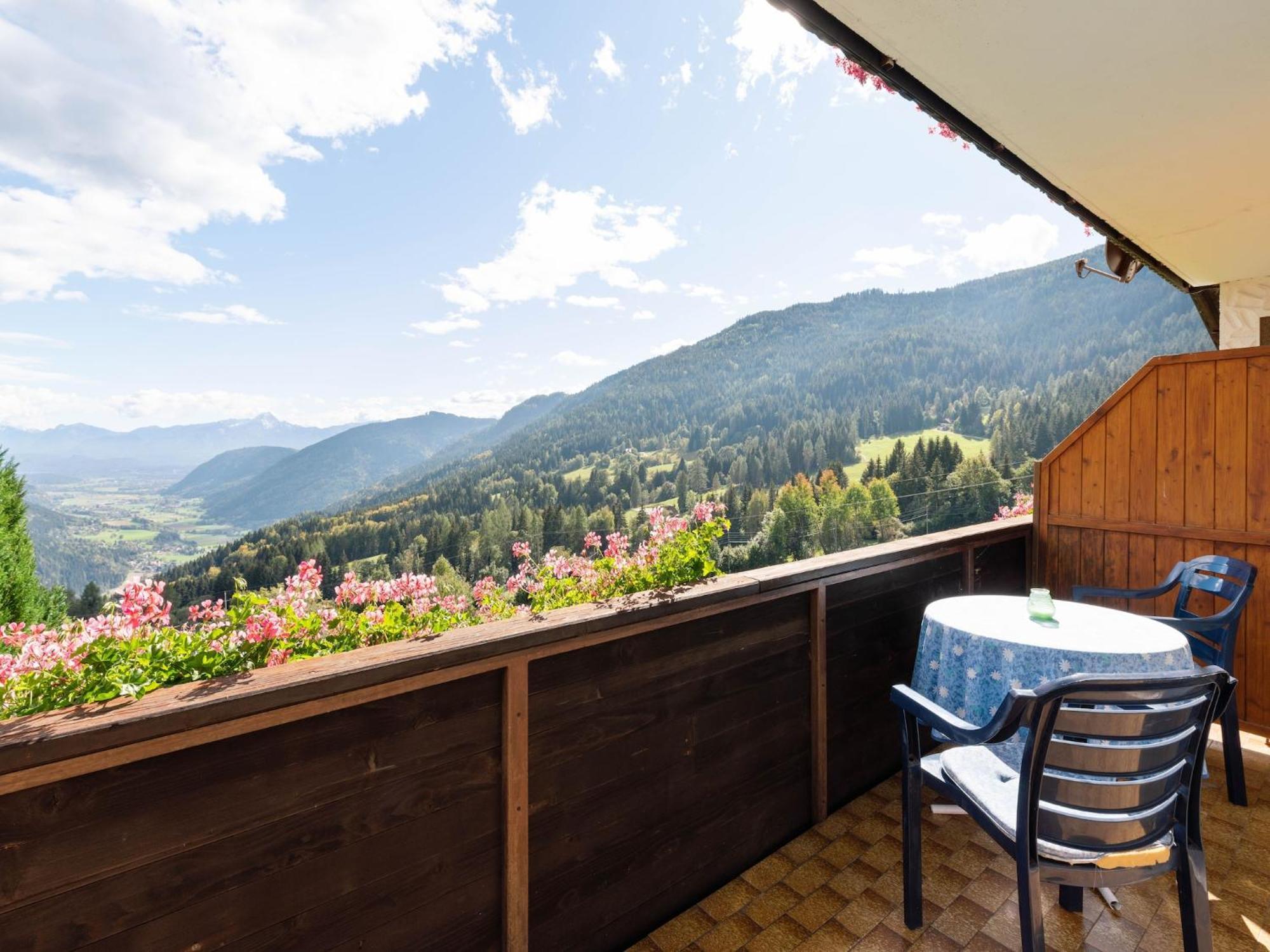 Cozy Apartment In Afritz Am See Near Gerlitzen Ski Area Exterior photo